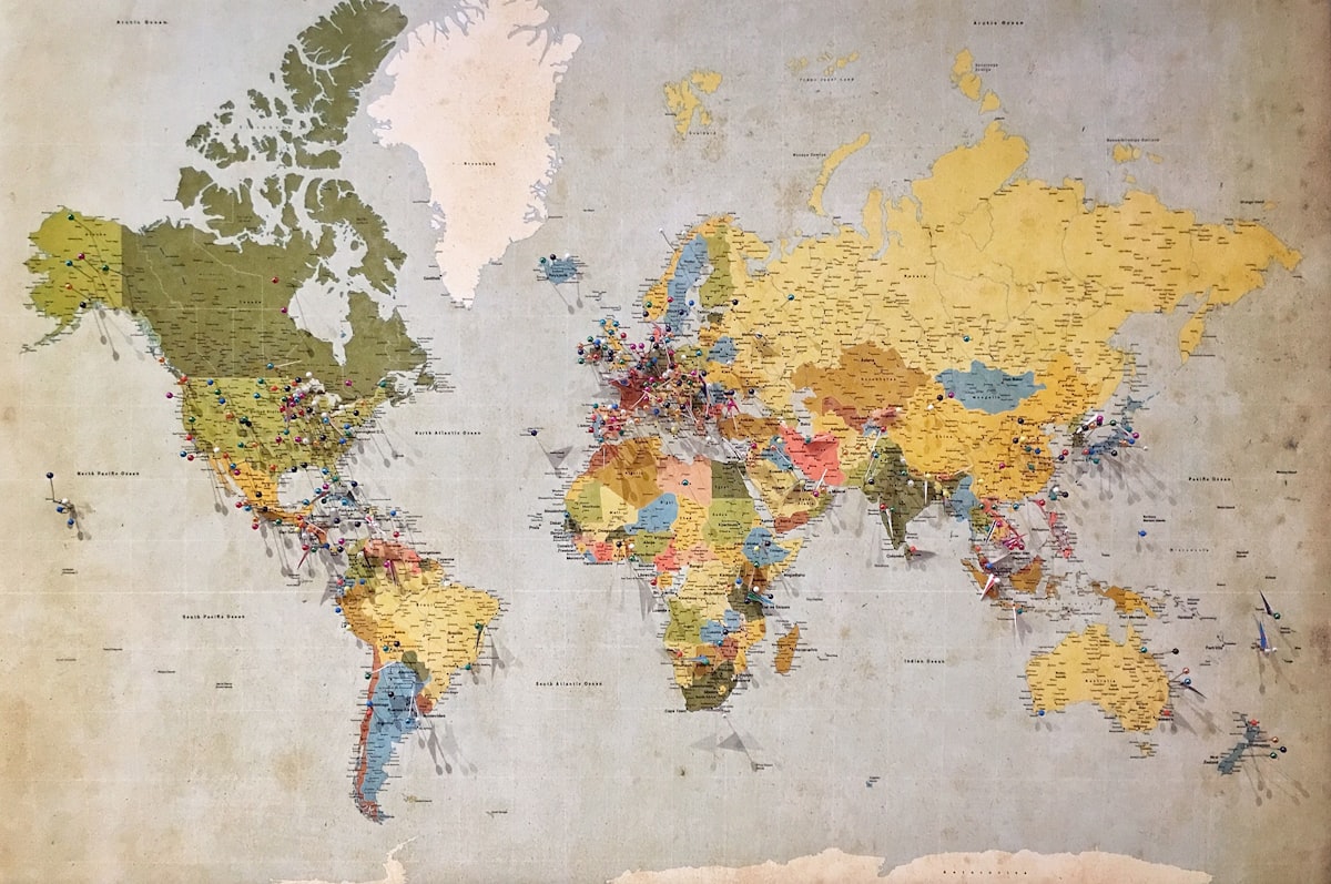 Mapa geográfico em tela digital